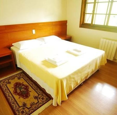 Pousada Casa De Veneza Gramado Quarto foto